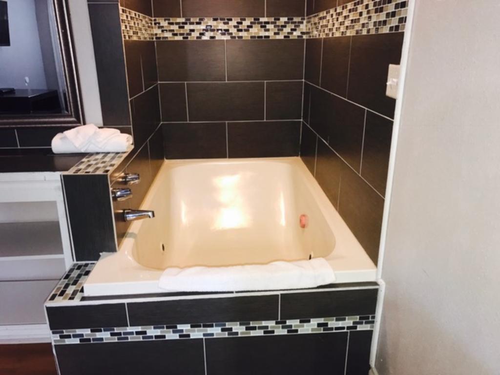 ميلواوكي Kings Row Inn المظهر الخارجي الصورة